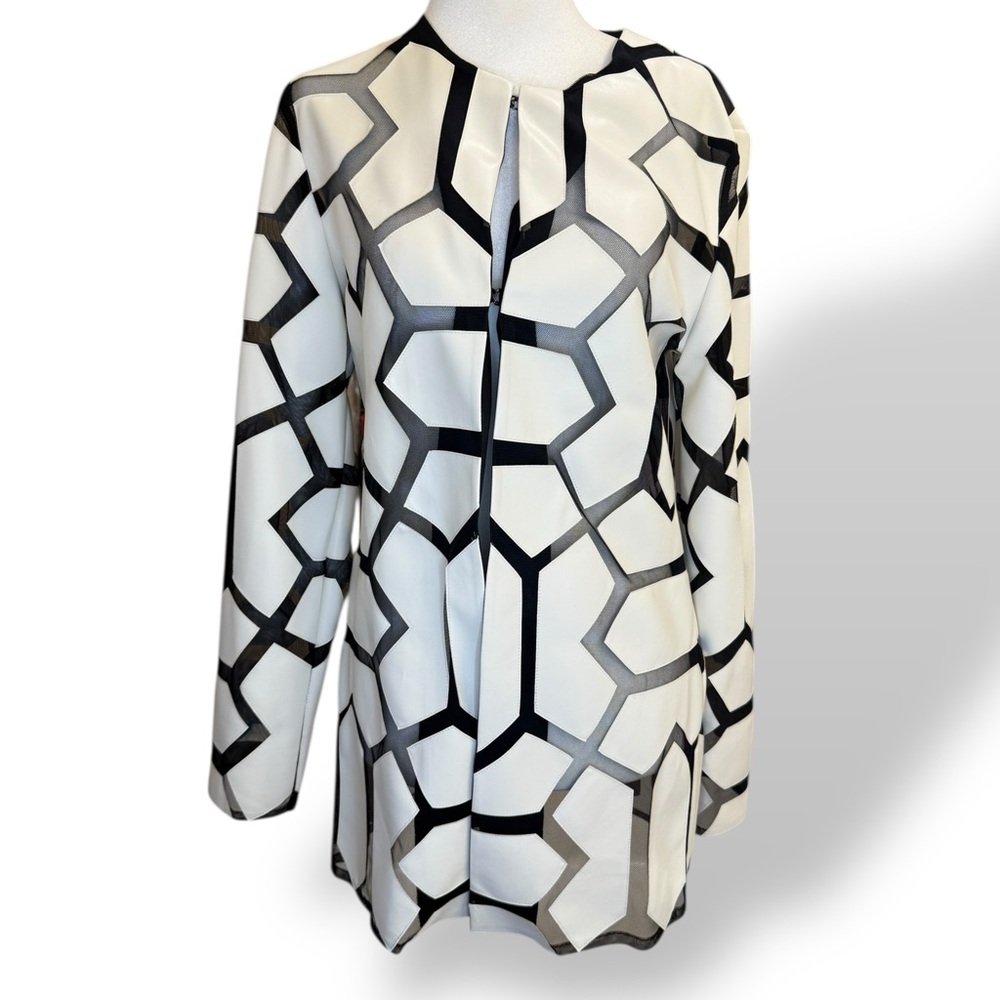 New Joseph Ribkoff  Women’s Small VANILLA/ BLACK GEOMETRIC PRINT JACKET‎